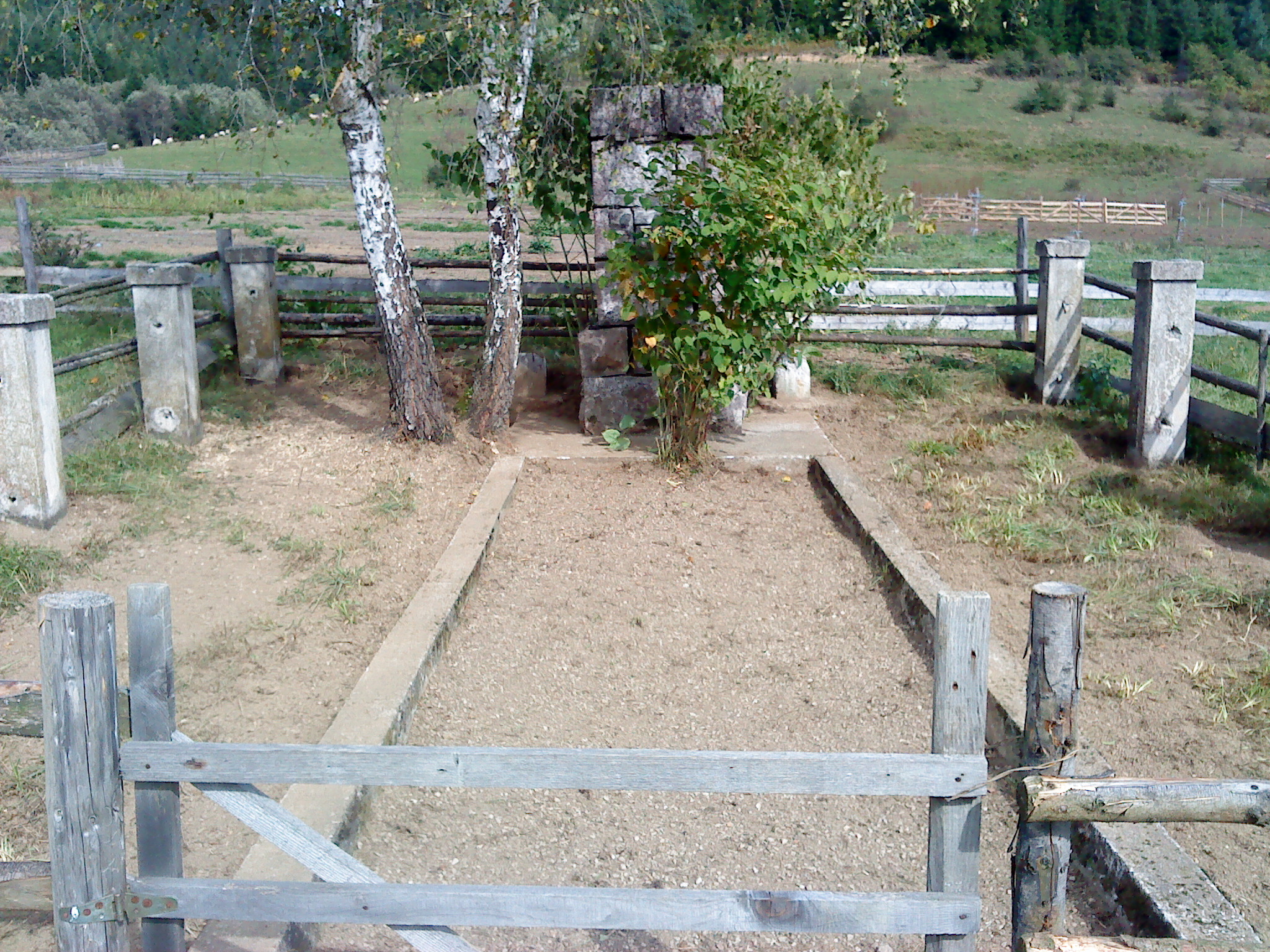 spomenik u okruglici