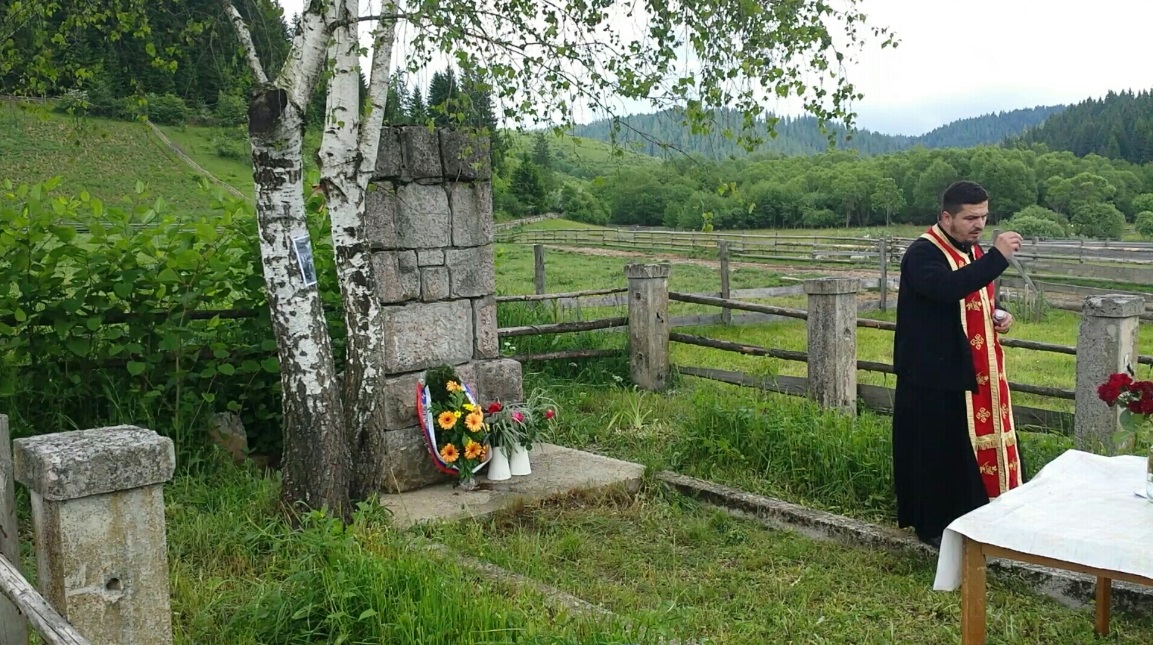 parastos_na_okruglici